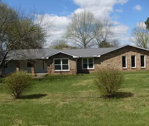 5045 Saundersville Rd, Old Hickory, TN 37138