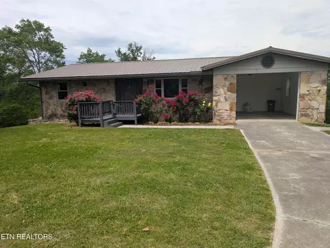 147 Evans Rd, Greenback, TN 37742