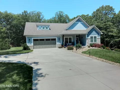 115 Bent Oak Ter, Crossville, TN 38558