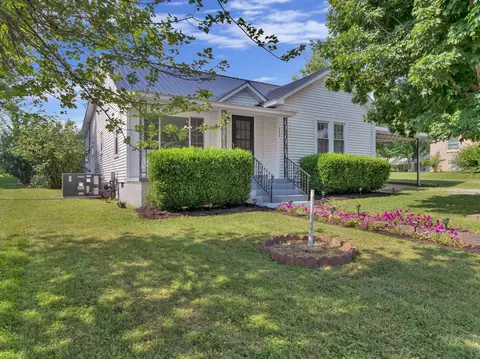 Exterior - 242 Long St E, Mcewen, TN 37101 photo 4 of 6