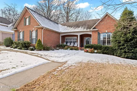525 Glen Abbey Blvd, Knoxville, TN 37934