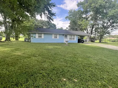 82 Matts Hollow Rd, Manchester, TN 37355