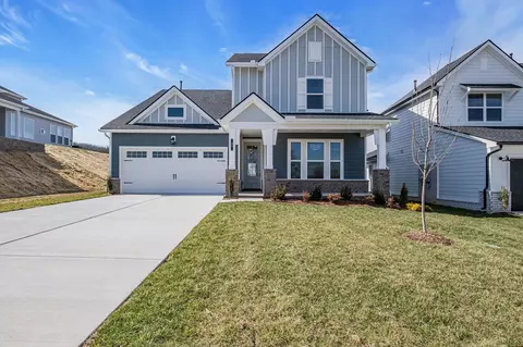 31 Sarazen Ct, Lebanon, TN 37087