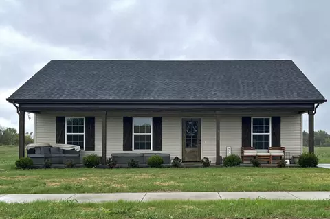 1114 Brook Ct, Franklin, KY 42134