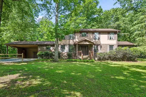 2400 Cedar Creek Dr, Chattanooga, TN 37421