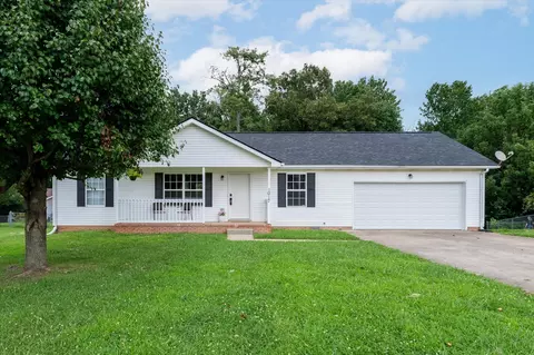 1017 Mile High Dr, Clarksville, TN 37042