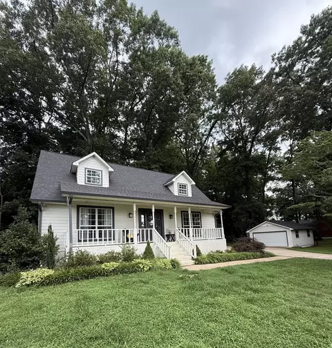 52 Beuerlein Cir, Lawrenceburg, TN 38464