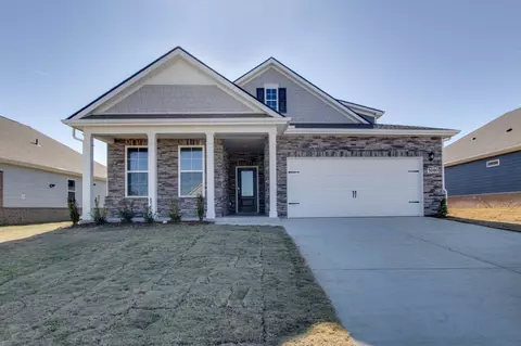 1072 Camelia Dr, White House, TN 37188