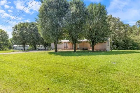 10325 Bekka Belle Cir, Bon Aqua, TN 37025
