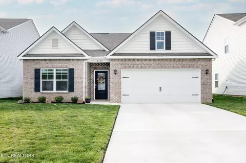 6443 Night Time Dr, Knoxville, TN 37931
