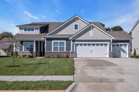 1110 Essem Dr, Murfreesboro, TN 37130