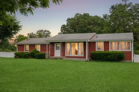 4505 Highway 47 E, White Bluff, TN 37187