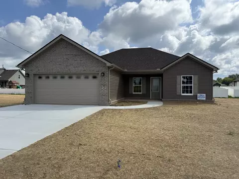 75 Hilltop St, Manchester, TN 37355