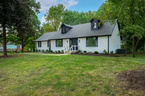 5617 Scenic Ridge Dr, Old Hickory, TN 37138