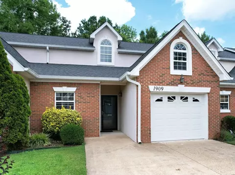 1909 Rosebrook Dr, Chattanooga, TN 37421