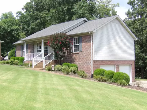 109 Whippoorwill Dr, Waverly, TN 37185