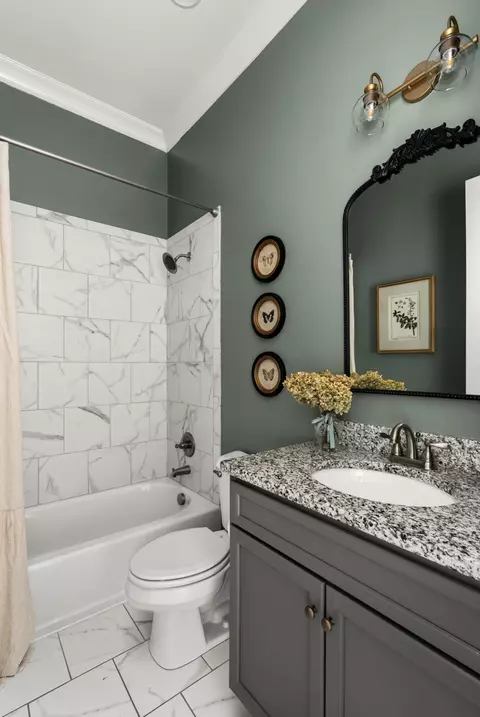 Bath - 449 River Bluff Dr, Franklin, TN 37064 photo 1 of 4