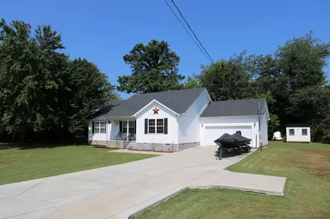 6117 Aedc Rd, Winchester, TN 37398