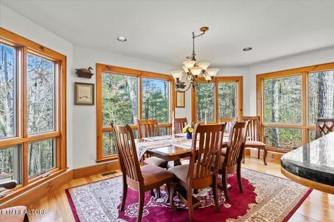 Dining - 802 Stonegate Way, Townsend, TN 37882 photo 2 of 3