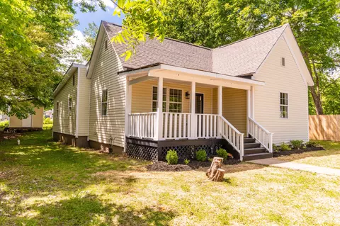 314 Magnolia St, La Fayette, GA 30728