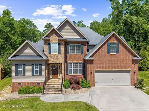 7018 Maysville Ln, Powell, TN 37849