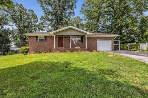 1235 Northern Ct, Hixson, TN 37343