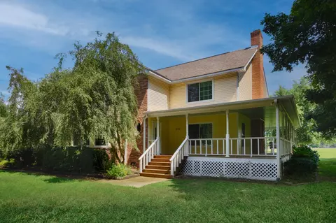 213 Milton Rd, Athens, AL 35611