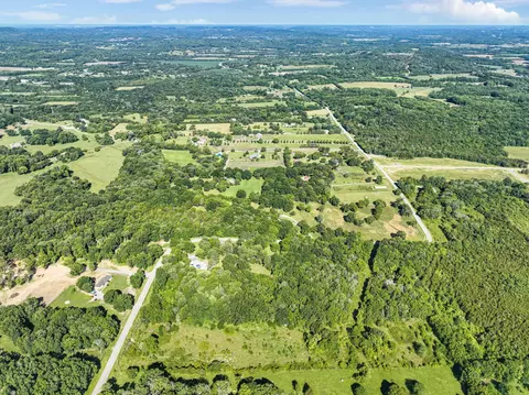 8524 Taliaferro Rd, Eagleville, TN 37060 photo 9