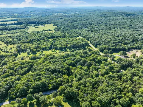 8524 Taliaferro Rd, Eagleville, TN 37060 photo 5