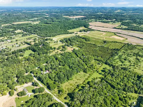 8524 Taliaferro Rd, Eagleville, TN 37060 photo 10