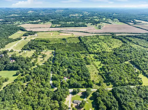 8524 Taliaferro Rd, Eagleville, TN 37060 photo 12
