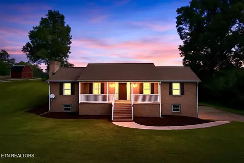 9224 Hollander Ln, Knoxville, TN 37931