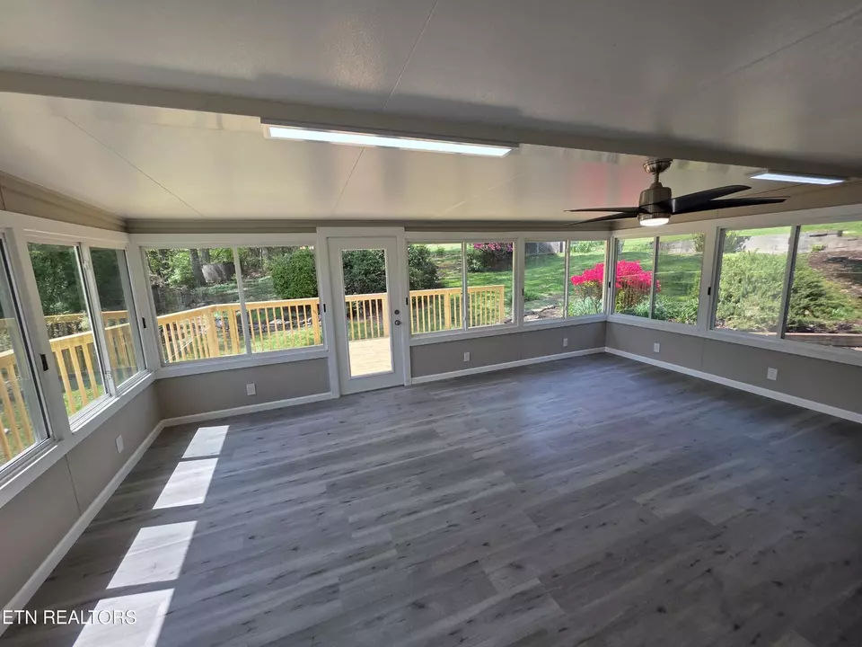  263 Iroquois Rd, Oak Ridge, TN 37830 photo 9