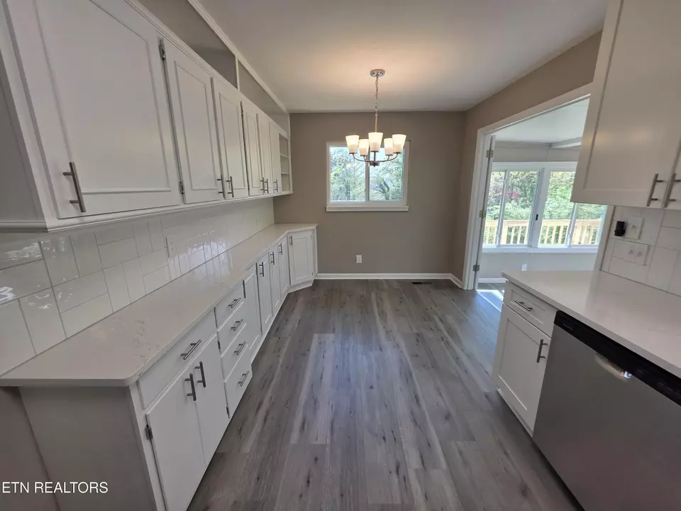  263 Iroquois Rd, Oak Ridge, TN 37830 photo 6