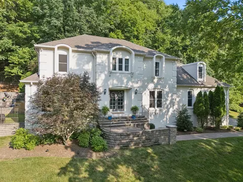 5547 Hillview Dr, Brentwood, TN 37027