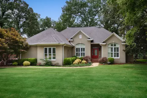 332 Riverfront Rd, Rogersville, AL 35652