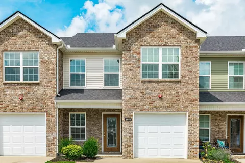 2075 Downstream Dr, Ashland City, TN 37015