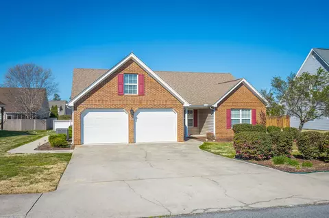 598 Sweet Birch Dr, Rossville, GA 30741