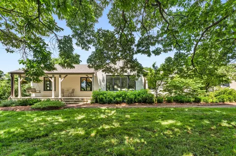 3541 Crestridge Dr, Nashville, TN 37204