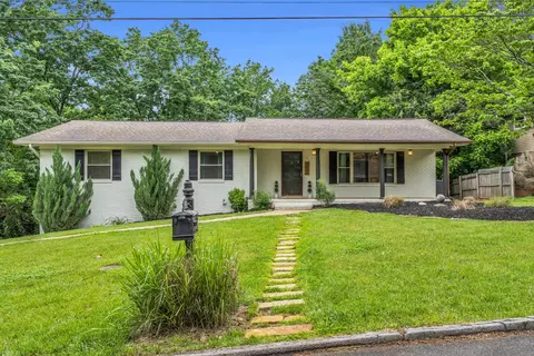 4425 Crestview Dr, Chattanooga, TN 37415
