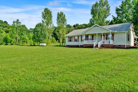 Other - 3340 Highway 52 E, Bethpage, TN 37022 photo 2 of 15