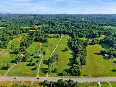 View/Area - 3340 Highway 52 E, Bethpage, TN 37022 photo 4 of 23