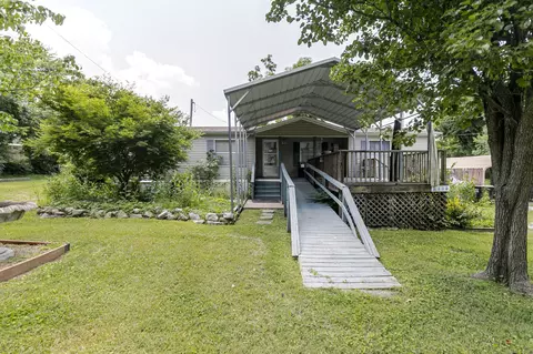 2555 Nunley St, Greenbrier, TN 37073