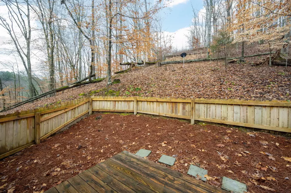 Exterior - 151 Hail Hollow Rd, Decatur, TN 37322 photo 7 of 12