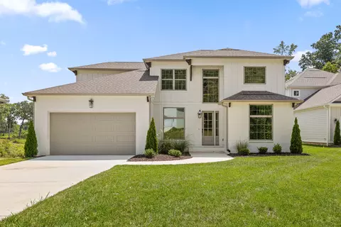 1758 River Breeze Dr, Soddy Daisy, TN 37379