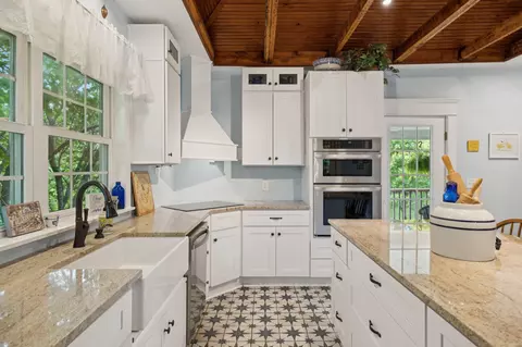 Kitchen - 7453 Highway 76 E, Springfield, TN 37172 photo 6 of 6