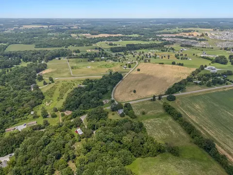 View/Area - 7453 Highway 76 E, Springfield, TN 37172 photo 7 of 14