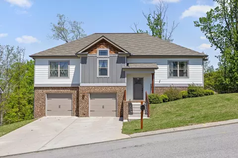 7216 Klingler Ln, Ooltewah, TN 37363