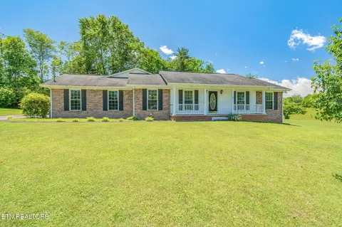 624 Lansdale Dr, Maryville, TN 37803
