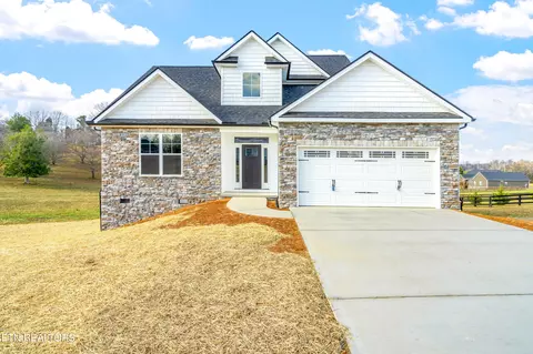 115 Eva Way, Maryville, TN 37801